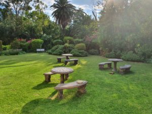Kingfisher garden